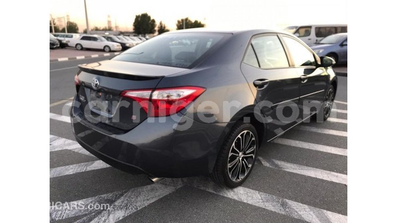 Big with watermark toyota corolla agadez import dubai 5282