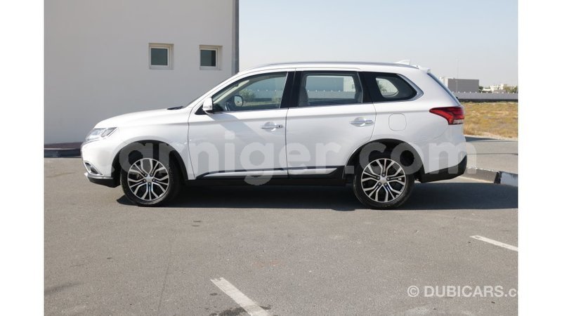 Big with watermark mitsubishi outlander agadez import dubai 5283