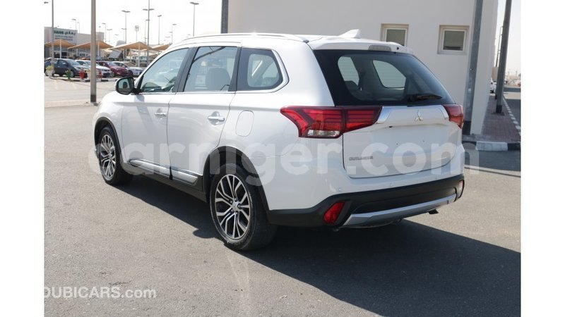 Big with watermark mitsubishi outlander agadez import dubai 5283