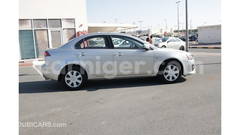 Big with watermark mitsubishi lancer agadez import dubai 5284