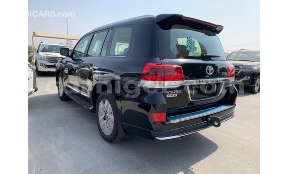 Buy Import Toyota Land Cruiser Black Truck in Import - Dubai in Agadez Buy Import Toyota Land Cruiser Black Truck in Import - Dubai in Agadez