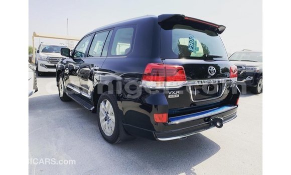 Buy Import Toyota Land Cruiser Black Truck in Import - Dubai in Agadez Buy Import Toyota Land Cruiser Black Truck in Import - Dubai in Agadez