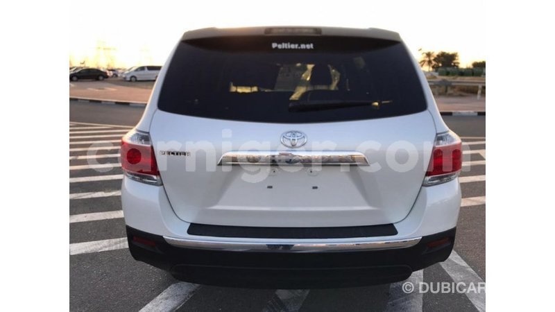 Big with watermark toyota highlander agadez import dubai 5287