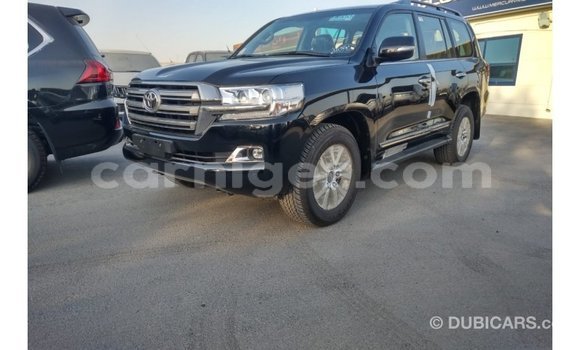 Buy Import Toyota Land Cruiser Black Truck in Import - Dubai in Agadez Buy Import Toyota Land Cruiser Black Truck in Import - Dubai in Agadez