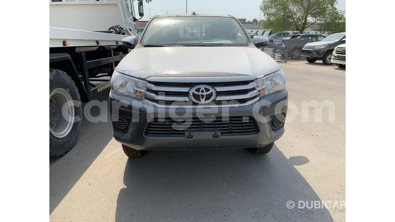 Big with watermark toyota hilux agadez import dubai 5290