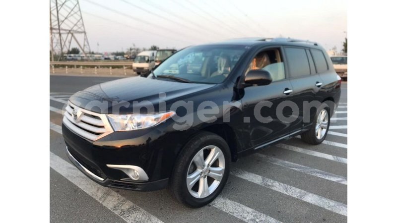 Big with watermark toyota highlander agadez import dubai 5292