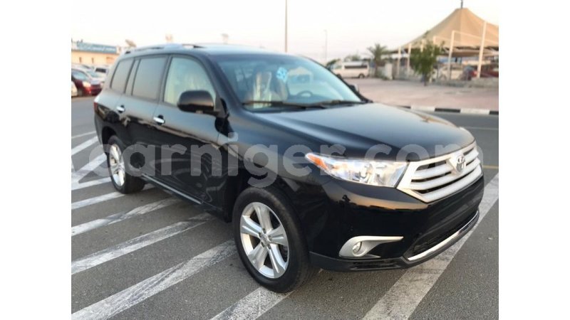 Big with watermark toyota highlander agadez import dubai 5292