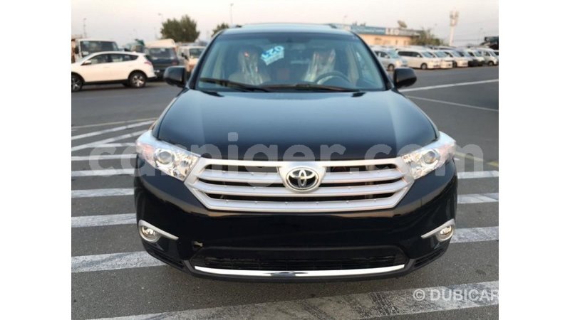 Big with watermark toyota highlander agadez import dubai 5292