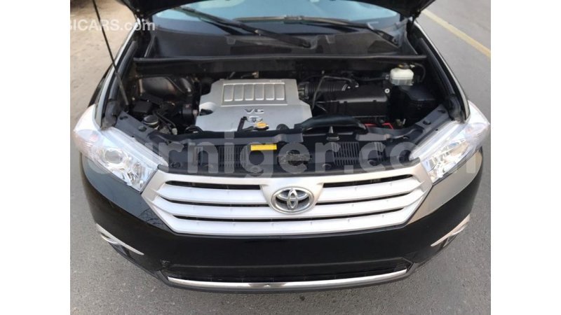 Big with watermark toyota highlander agadez import dubai 5292