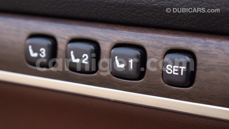 Big with watermark toyota land cruiser agadez import dubai 5295