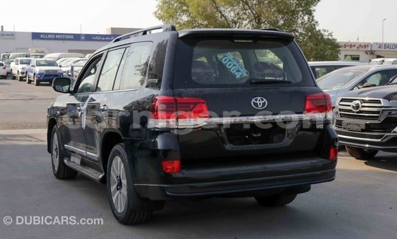 Buy Import Toyota Land Cruiser Black Truck in Import - Dubai in Agadez Buy Import Toyota Land Cruiser Black Truck in Import - Dubai in Agadez
