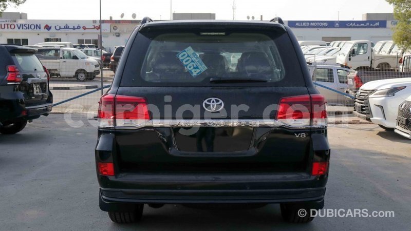 Big with watermark toyota land cruiser agadez import dubai 5296