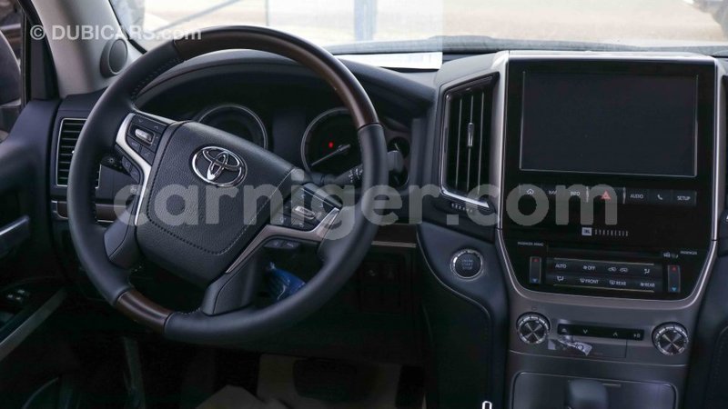 Big with watermark toyota land cruiser agadez import dubai 5296