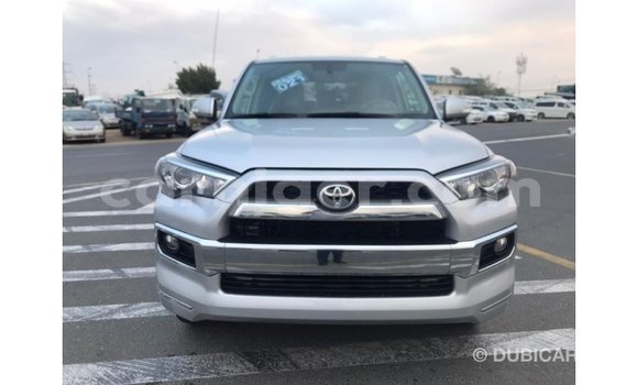 Buy Import Toyota Ade Other Truck in Import - Dubai in Agadez Buy Import Toyota Ade Other Truck in Import - Dubai in Agadez