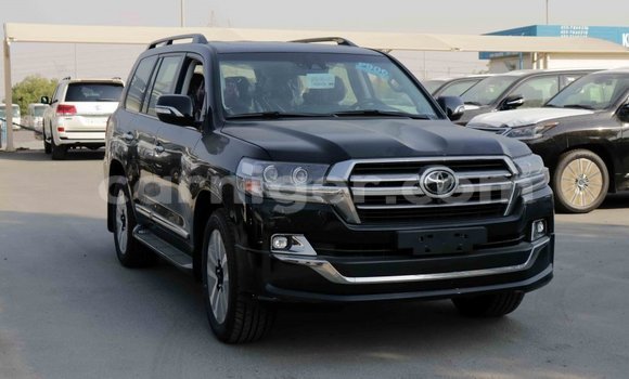 Buy Import Toyota Land Cruiser Black Truck in Import - Dubai in Agadez Buy Import Toyota Land Cruiser Black Truck in Import - Dubai in Agadez