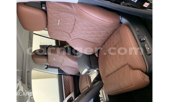 Buy Import Toyota Land Cruiser Black Truck in Import - Dubai in Agadez Buy Import Toyota Land Cruiser Black Truck in Import - Dubai in Agadez