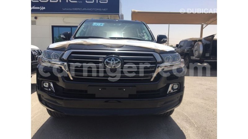 Big with watermark toyota land cruiser agadez import dubai 5309