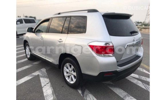 Acheter Import Voiture Toyota Highlander Autre à Import - Dubai, Agadez Acheter Import Voiture Toyota Highlander Autre à Import - Dubai, Agadez