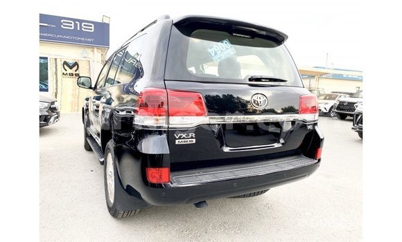 Buy Import Toyota Land Cruiser Black Truck in Import - Dubai in Agadez Buy Import Toyota Land Cruiser Black Truck in Import - Dubai in Agadez