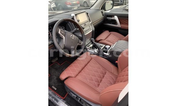 Buy Import Toyota Land Cruiser Black Truck in Import - Dubai in Agadez Buy Import Toyota Land Cruiser Black Truck in Import - Dubai in Agadez