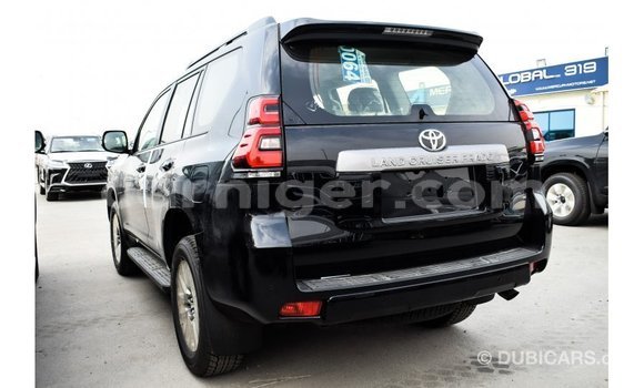 Buy Import Toyota Land Cruiser Black Truck in Import - Dubai in Agadez Buy Import Toyota Land Cruiser Black Truck in Import - Dubai in Agadez