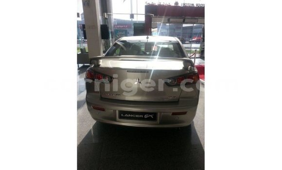 Buy Import Mitsubishi L200 Other Car in Import - Dubai in Agadez Buy Import Mitsubishi L200 Other Car in Import - Dubai in Agadez