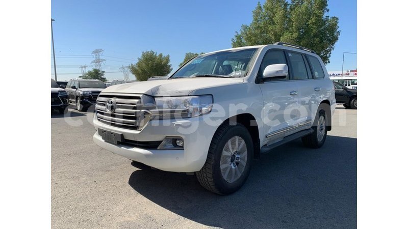 Big with watermark toyota land cruiser agadez import dubai 5329