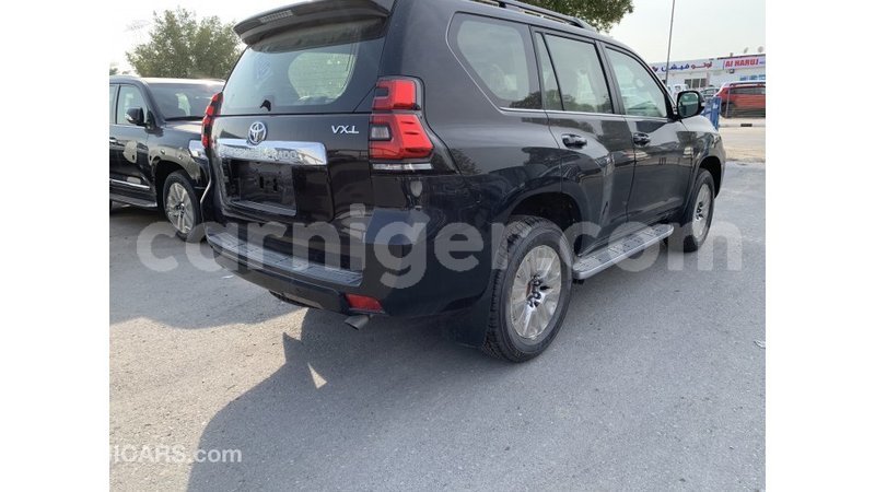 Big with watermark toyota prado agadez import dubai 5338