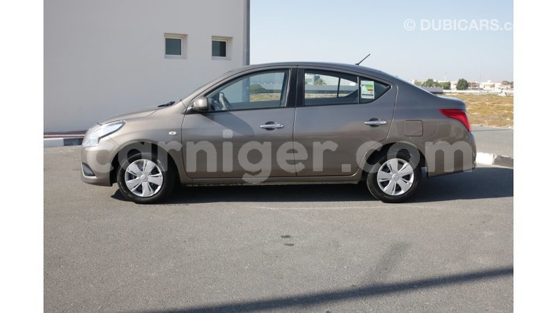 Big with watermark nissan sunny agadez import dubai 5341