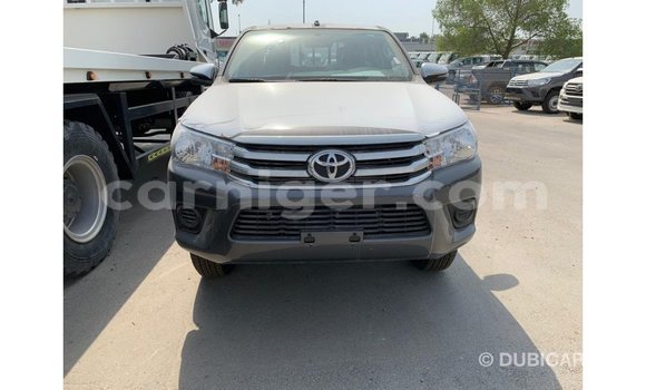 Buy Import Toyota Hilux Other Car in Import - Dubai in Agadez Buy Import Toyota Hilux Other Car in Import - Dubai in Agadez