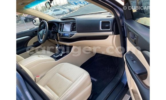اشتري Imported Toyota Highlander Blue سيارة في Import - Dubai في أغاديز اشتري Imported Toyota Highlander Blue سيارة في Import - Dubai في أغاديز