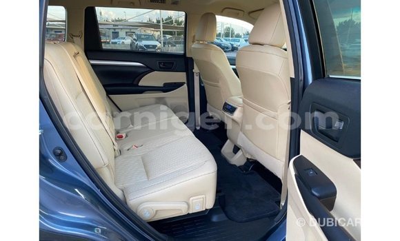اشتري Imported Toyota Highlander Blue سيارة في Import - Dubai في أغاديز اشتري Imported Toyota Highlander Blue سيارة في Import - Dubai في أغاديز