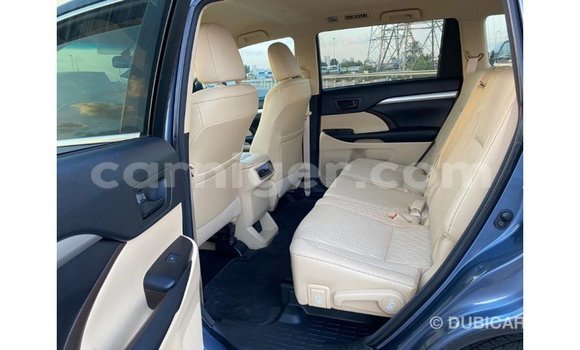 اشتري Imported Toyota Highlander Blue سيارة في Import - Dubai في أغاديز اشتري Imported Toyota Highlander Blue سيارة في Import - Dubai في أغاديز