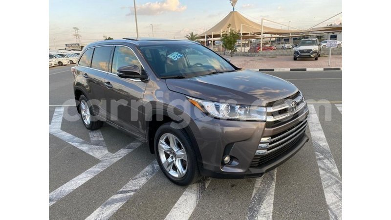 Big with watermark toyota highlander agadez import dubai 5353