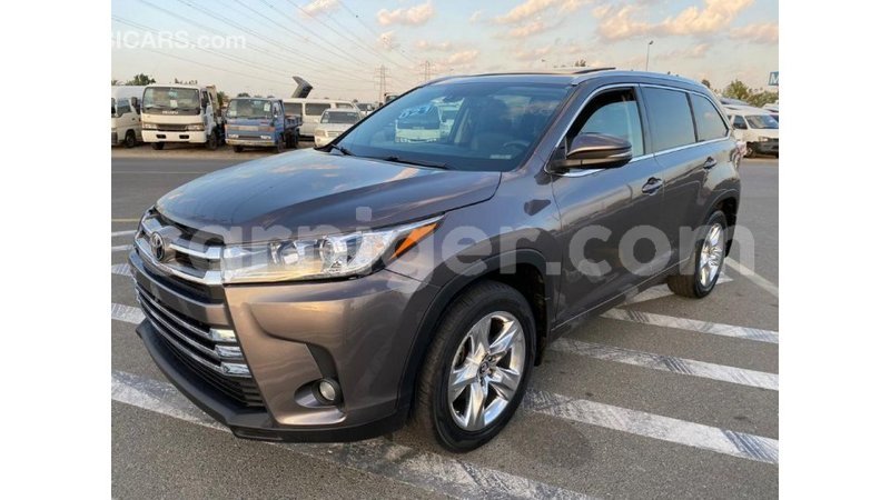 Big with watermark toyota highlander agadez import dubai 5353