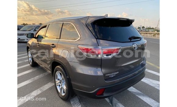 Buy Import Toyota Highlander Other Car in Import - Dubai in Agadez Buy Import Toyota Highlander Other Car in Import - Dubai in Agadez