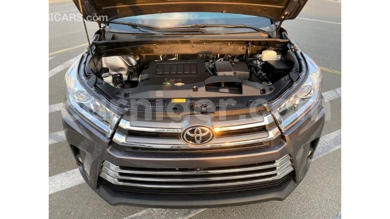 Big with watermark toyota highlander agadez import dubai 5353