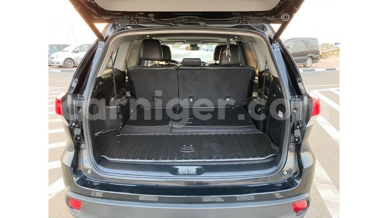 Big with watermark toyota highlander agadez import dubai 5353