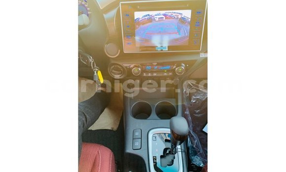 Buy Import Toyota Hilux White Car in Import - Dubai in Agadez Buy Import Toyota Hilux White Car in Import - Dubai in Agadez