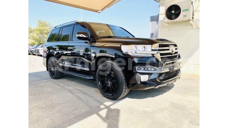 Big with watermark toyota land cruiser agadez import dubai 5363