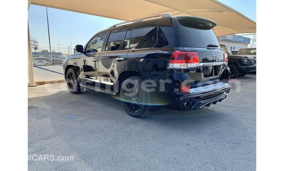 Buy Import Toyota Land Cruiser Black Truck in Import - Dubai in Agadez Buy Import Toyota Land Cruiser Black Truck in Import - Dubai in Agadez
