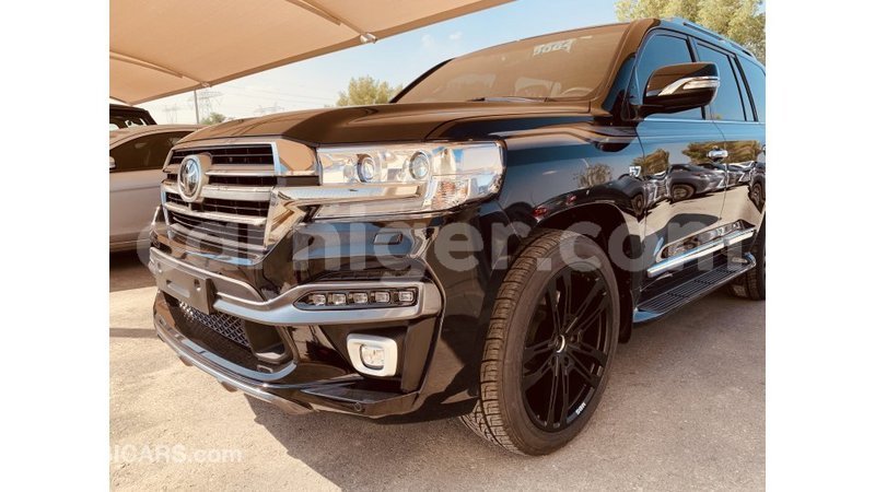 Big with watermark toyota land cruiser agadez import dubai 5363