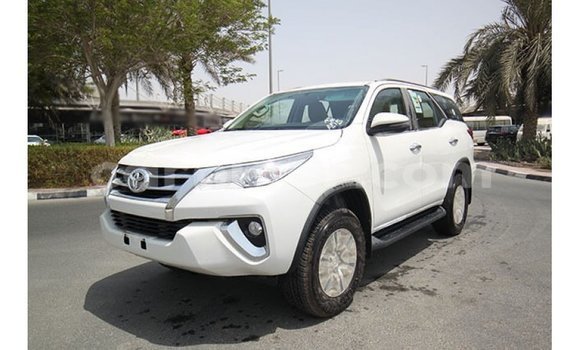 Buy Import Toyota Fortuner White Car in Import - Dubai in Agadez Buy Import Toyota Fortuner White Car in Import - Dubai in Agadez