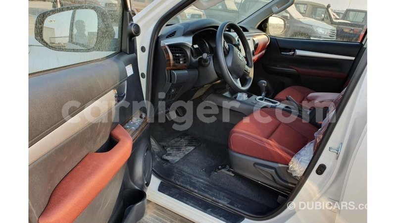 Big with watermark toyota hilux agadez import dubai 5370