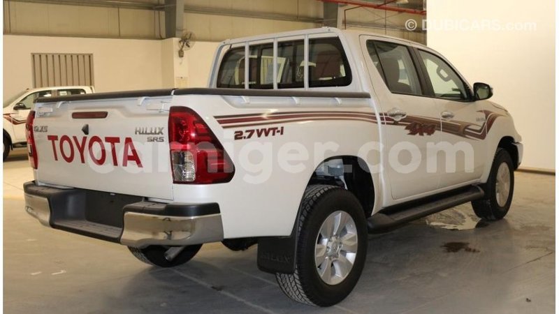 Big with watermark toyota hilux agadez import dubai 5373