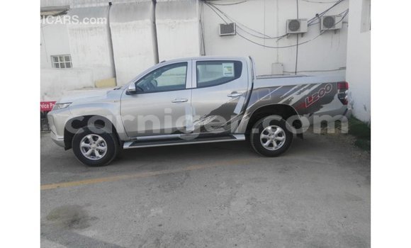 Buy Import Mitsubishi L200 Other Car in Import - Dubai in Agadez Buy Import Mitsubishi L200 Other Car in Import - Dubai in Agadez