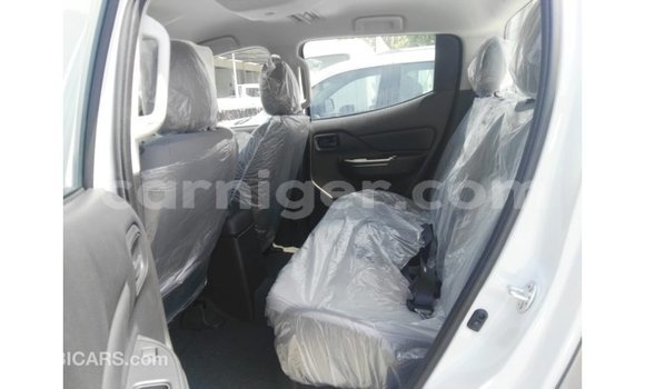 Buy Import Mitsubishi L200 Other Car in Import - Dubai in Agadez Buy Import Mitsubishi L200 Other Car in Import - Dubai in Agadez