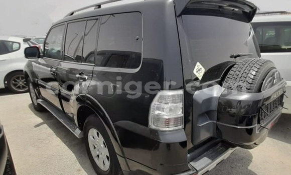Buy Used Mitsubishi Pajero Black Car in Niamey in Niamey Buy Used Mitsubishi Pajero Black Car in Niamey in Niamey