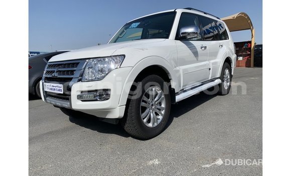Buy Import Mitsubishi Pajero White Car in Import - Dubai in Agadez Buy Import Mitsubishi Pajero White Car in Import - Dubai in Agadez