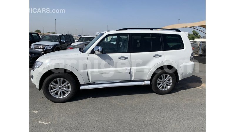 Big with watermark mitsubishi pajero agadez import dubai 5401